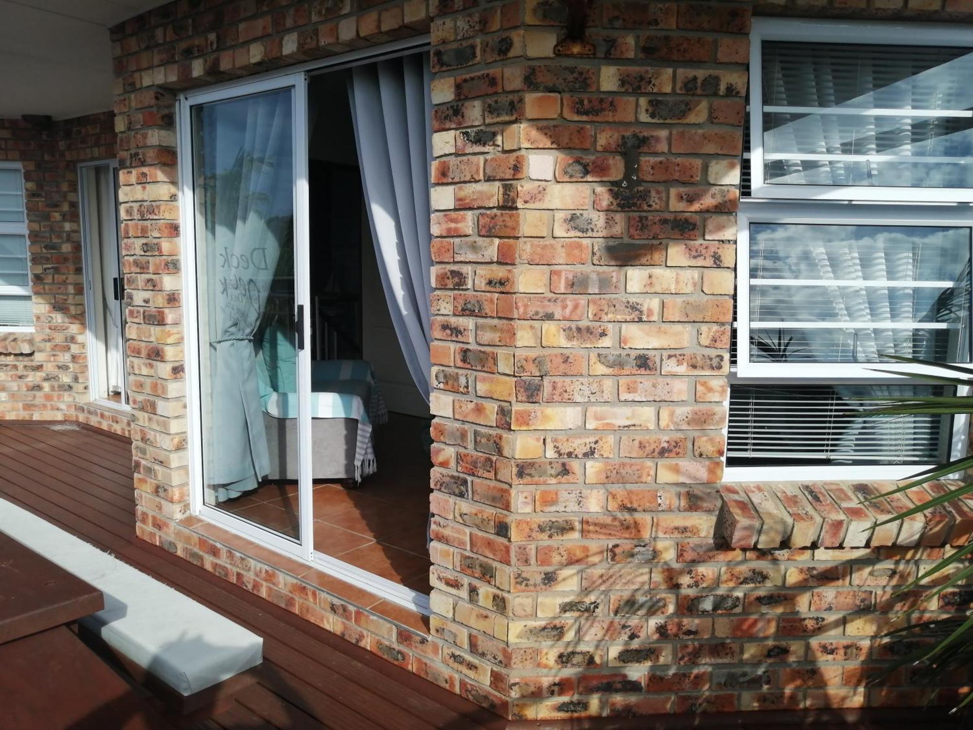 Cove Rock Lodge On Cowrie East London Exterior foto